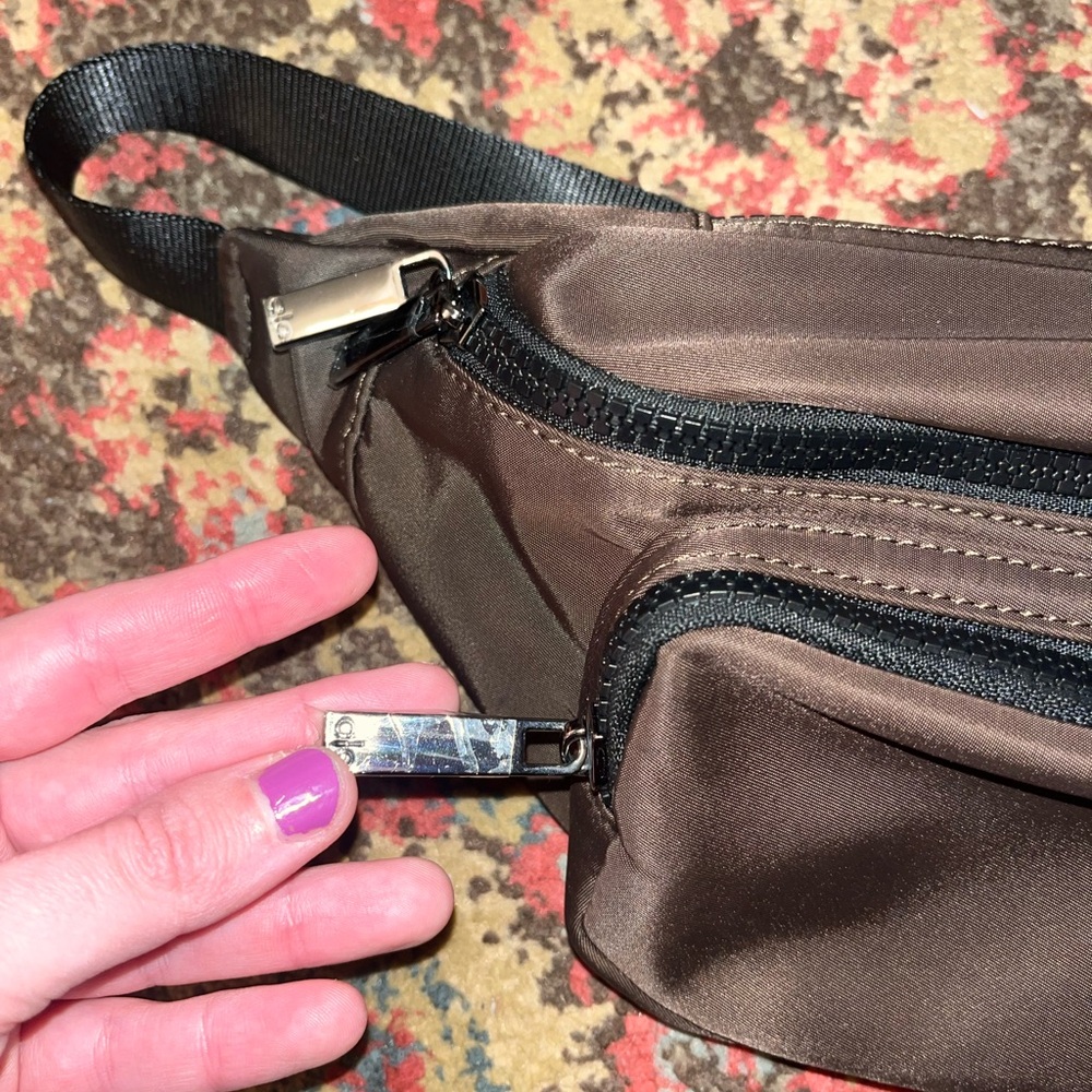 Final price ✨ Alo explorer fanny pack - Picture 3 of 5